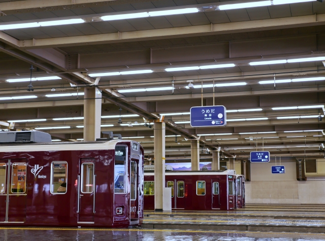 阪急電鉄がダイヤ改正で終電繰り上げ 終電の3線同時発車が消滅 鉄道模型モールblog